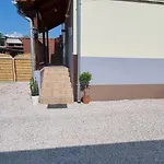 Casa de hóspedes Joy 4*