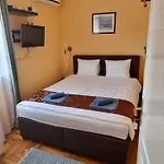 Joy Casa de hóspedes Siófok