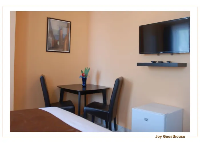 Joy 4*