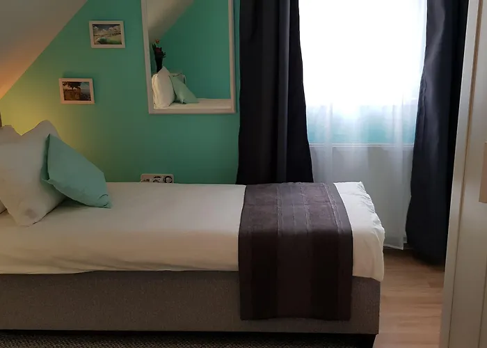 Joy 4* Siófok